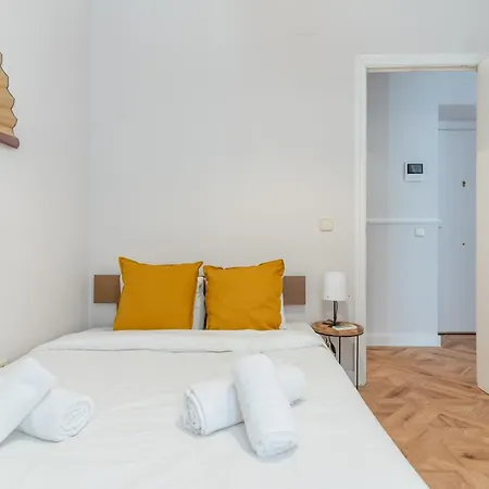 Bright Cozy-2Bedrooms 1Bath-Anton Martin Madrid Exterior foto